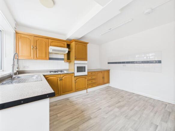 Dining/Kitchen