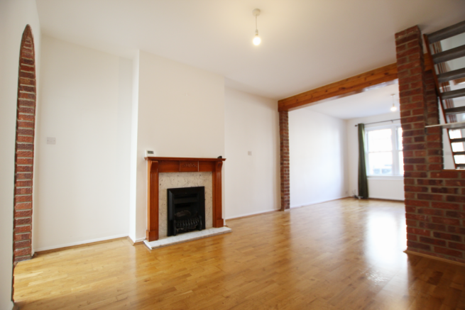 Living room cont.png