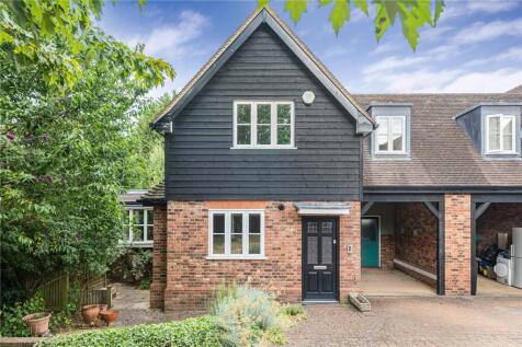 Old Nursery Close, Shenley, Radlett, Hertfordshire, WD7