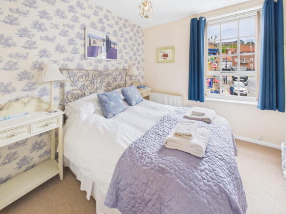 2 bed Apartment for sale Image 5