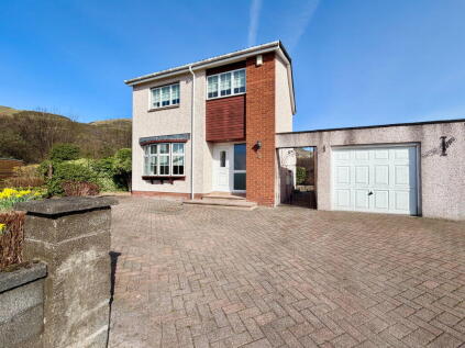 The Cairns, Menstrie, FK11 7HN