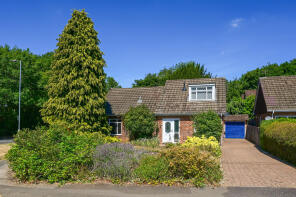 3, Maybrick Close, Sandhurst GU47 8JD