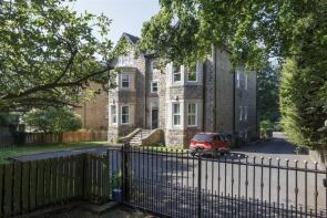 Flat 1, 5, Park Crescent, Lidgett Park, Leeds LS8 1DH