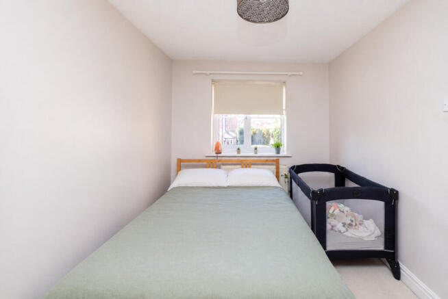3 bed Semi-Detached for sale Image 10