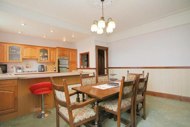 4 bed Terraced for sale Image 6