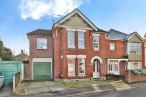 32, Ensbury Park Road, Bournemouth BH9 2SJ