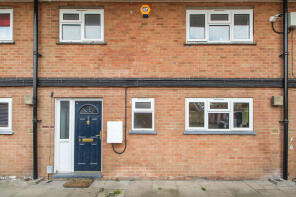 8, Beauchamp Court, Bedford MK40 1JH