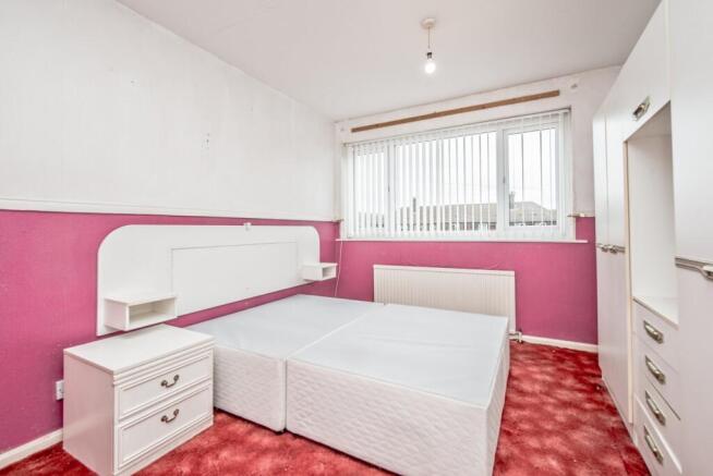3 bed Terraced for sale Image 6