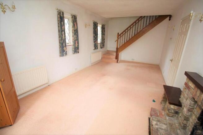 Living Room (2)