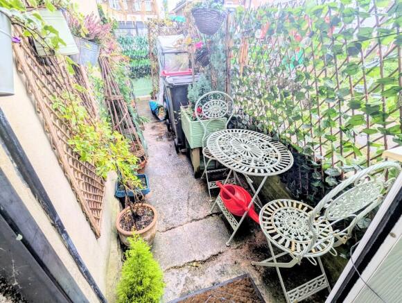 PXL_20251020_1115...