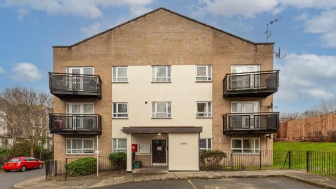 Flat F, Mais Court, 40 Parkside Crescent, Finsbury Park, Islington, N7 7JN