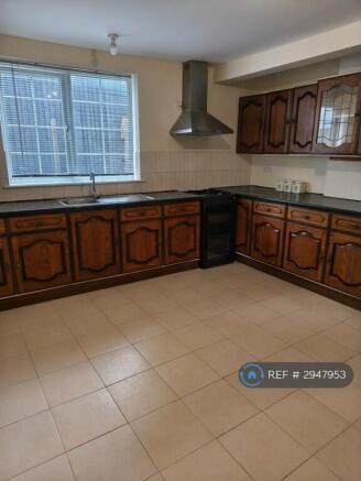 Spacious Kitchen