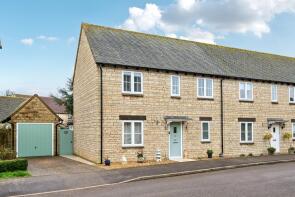 12, Hawthorne Drive, Bradwell Village, Burford OX18 4XF