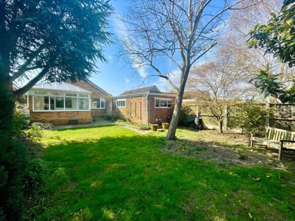 2 bed Detached Bungalow for sale Image 10