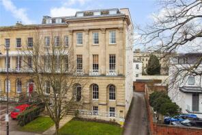 Flat 7, 10, Queens Parade, Cheltenham GL50 3BB
