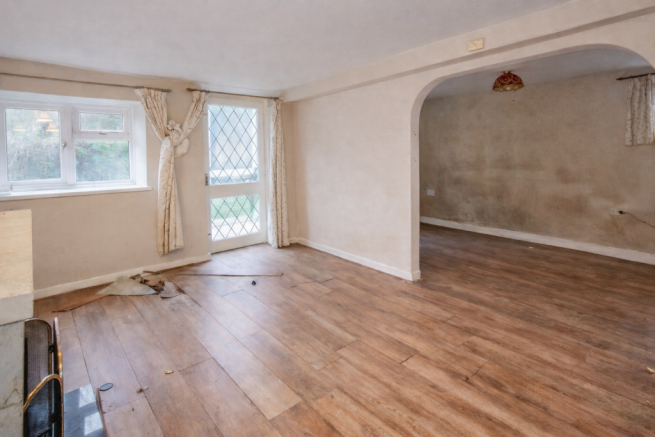 Box Cottage, Oxlynch Lane, Stonehouse, Gloucestershire, GL10 3DE