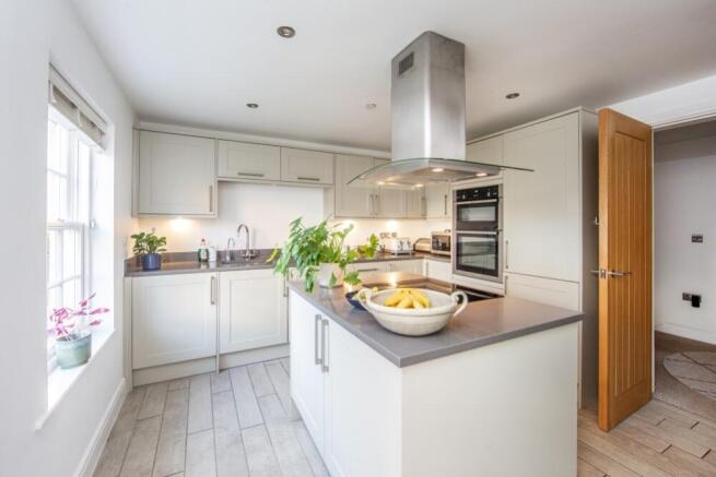 Kitchen 06