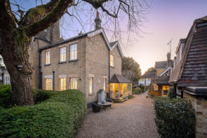Flat 2, 67 Brighthampton, Oatlands Avenue, Weybridge KT13 9TL