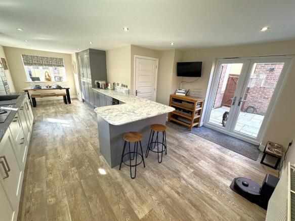 thumbnail_image5 (2).jpg