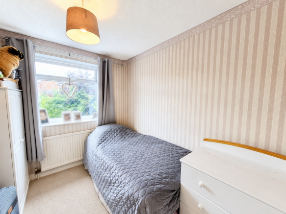 4 bed Detached for sale Image 11