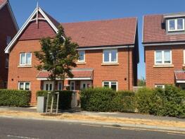 10, Hoppers Brook, Calvert Link, Horsham RH12 0DS