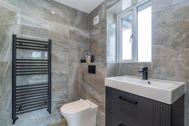 Master Bedroom Ensuite