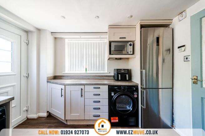 3 bed Semi-Detached for sale Image 7