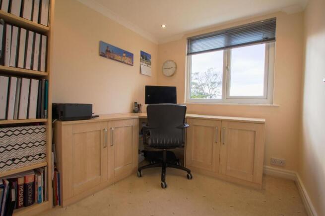 Bedroom 4/Office