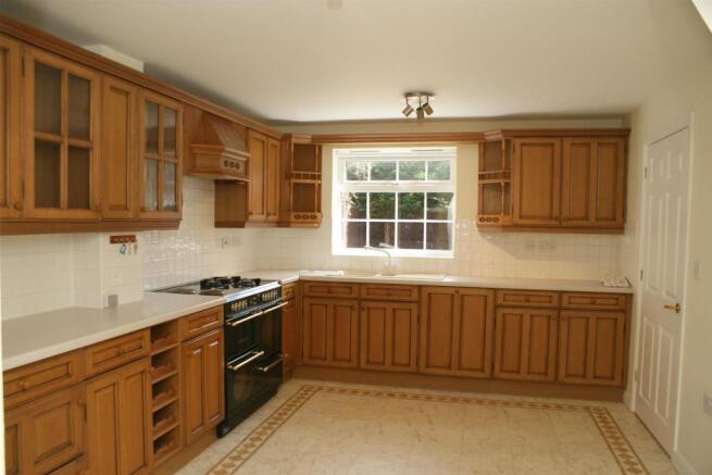 Kitchen/Breakfast Room.JPG