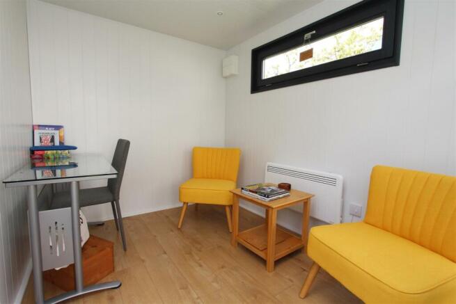SUMMER HOUSE.JPG