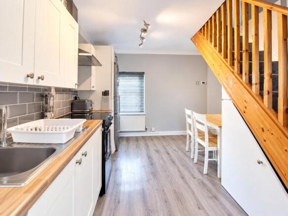 Cyprus Terrace, Barnstaple, Devon, EX32 photo 4