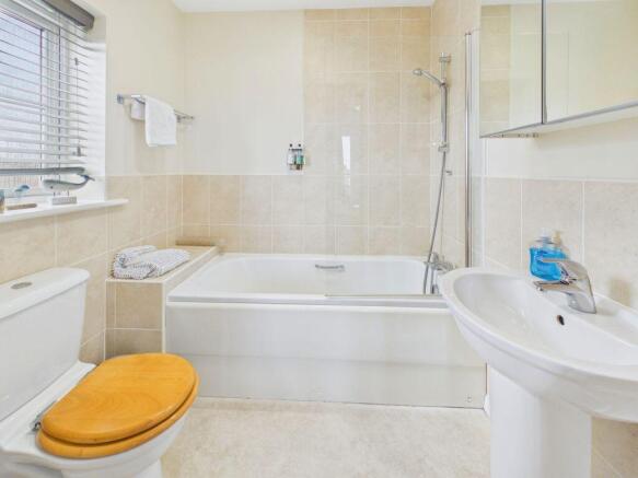 2 bed End of Terrace for sale Image 8