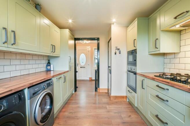 32, Evelyn Terrace, Kilwinning, KA13 photo 4
