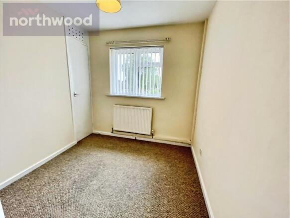 2 bed Flat to rent Image 5
