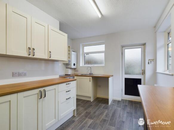 CAM02899G0-PR0045-STILL001