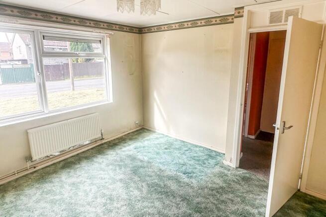 Flat 120 Greenway Lane, Chippenham, Wiltshire, SN15 1AQ