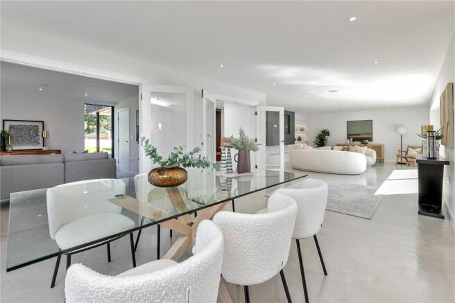Kitchen/Dining Area