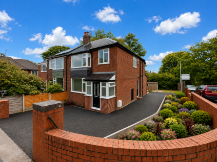 Links Road, Marple, Stockport, SK6 7NX