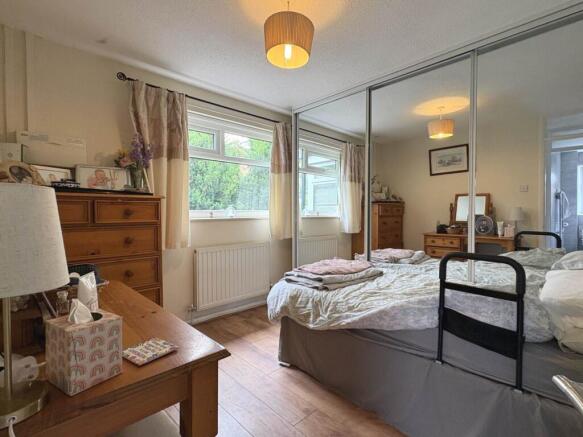 2 bed Bungalow for sale Image 5