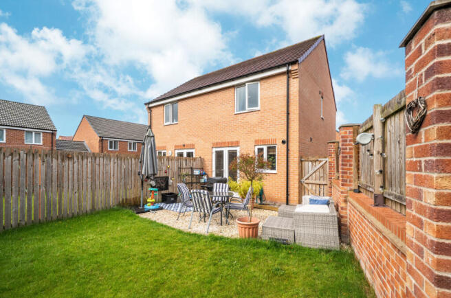 2 bed Semi-Detached for sale Image 9