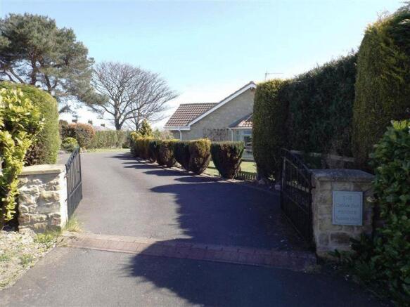Entrance Driveway