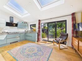 8, Staplegrove Crescent, St George, Bristol BS5 8QW