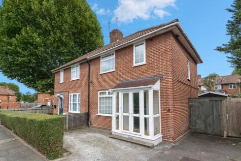 Kennedy Road, Hanwell, W7