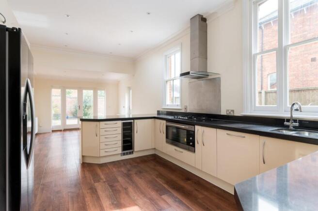 Kitchen/Breakfast Room