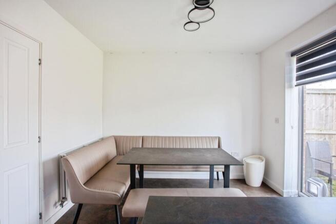 Adrian Crescent, Sheffield, S5 photo 4