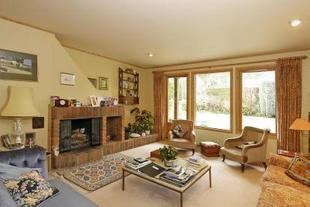 Internal Photo 1