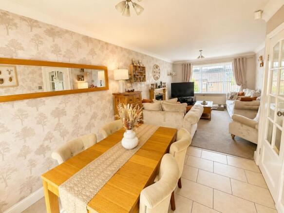 3 bed Semi-Detached for sale Image 5