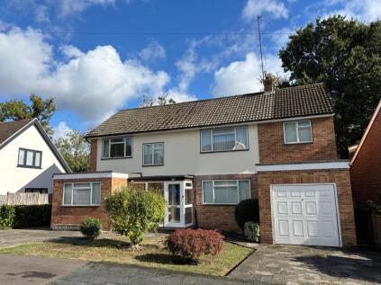 Alderside Walk, Englefield Green, Egham, Surrey, TW20