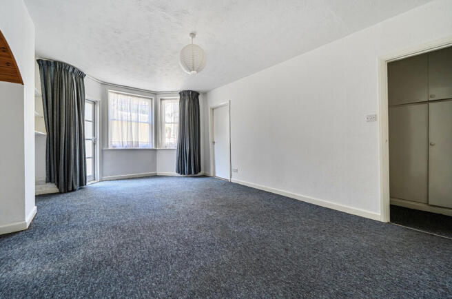 1431528-2-69b9528...