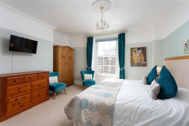 6 bed End of Terrace for sale Image 10